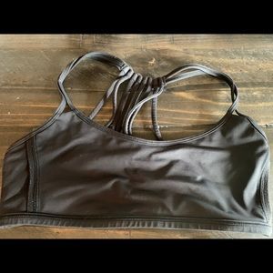 Lululemon Lighten Up Bra